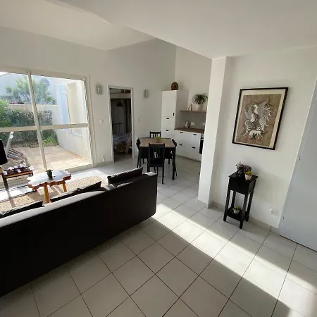 度假居 Maison De Vacance Proche De La *