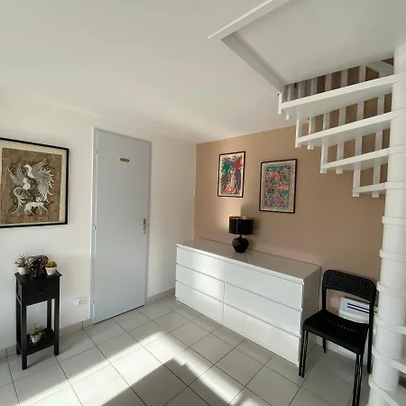 Maison De Vacance Proche De La *